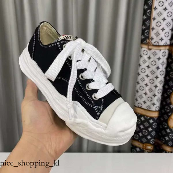 Mmy maison mihara yasuhiro scarpe hank sneaker top top sneakers unisex tela addestratore a forma di lace-up a forma di piede femminile designer di lusso scarpe in gomma scarpe da fabbrica 413