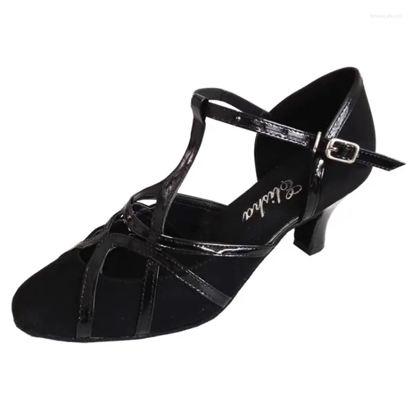 Sapatos de dança Sapatos femininos de calcanhar preto Moderno fechado Salsa Salsa Latina Ballroom