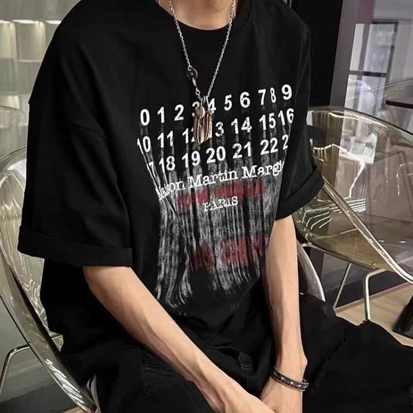 T-shirt maschile 2024 New Summer Men Thirt Casual Style Letter Stampa di grandi dimensioni O Neck Short High Street Mens Drop Drop Ship J240409