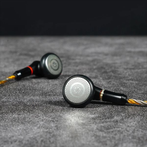 Yincrow RW-4000 Flaggschiff Metal Earbud Hifi Musik IEM 15 mm dynamischer Treiber Kopfhörer mit 3-in-1-abnehmbarem Kabel im Ohrmonitor