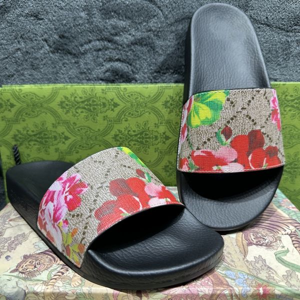 Designer Tasman Slipper Mulher Floral Floras São Sandálias de Summer Sandals Man Sliders de borracha Sapatos de marca Sapatos alfabetistas Blooms ao ar livre