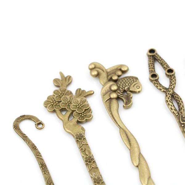 Belle linee floreali vintage Florated Bookmarks Vintage Metal Bookmarks Regalo in bronzo d'argento per libri Prodotti scolastici