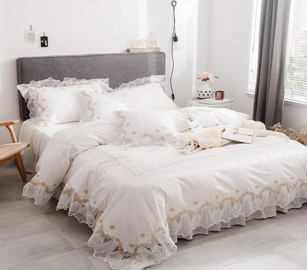 Tessile domestico 100cotton biellatore di letti in pizzo bianco set King Queen Twin Size Solid Colore Calcole da letto Principessa Copertina in stile coreano Cover5232474