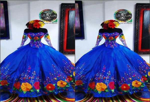 2022 Vintage Royal Blue Mexicano Sweet 16 Dresses Charro Flor Bordado Cetim do ombro Quinceanera Dress Ilusão Long 6096293