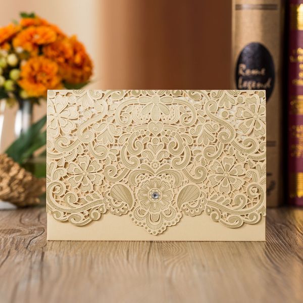 10pcs Gold Laser Cut Invitations Cartão de casamento elegante Diamante Cartão Envelope