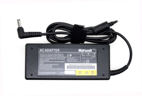 Adaptador para Fujitsu S6421 S6510E S6520 S7010 S7011 S7021 S7025 S710 S7111 S752 S792 S904 Laptop Fonte de alimentação Charger Adapt