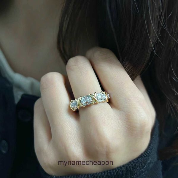 Дизайнерские кольца высшего класса для женского тифансии S925 Серебряное серебряное серебро полное бриллиантовое кольцо с ЧПУ