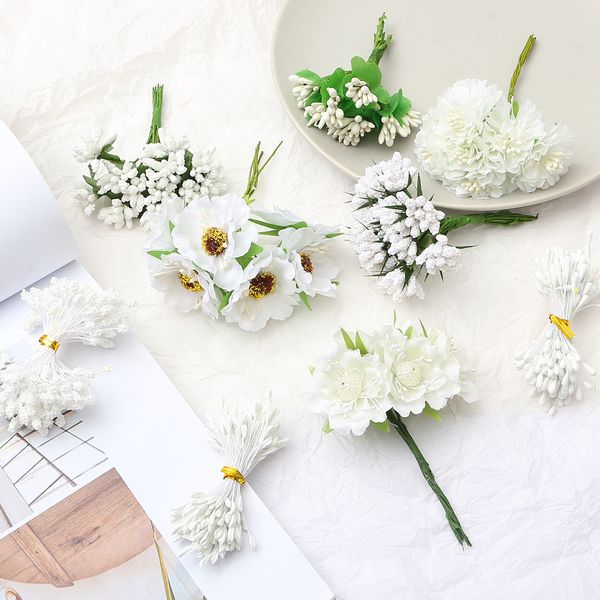 6/10/12/50/60/70/90/144pcs White Flower Cherry Stame Bundle Bundle Christmas Wedding Cake Box Box Decor