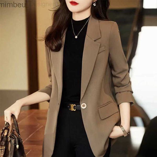 Женские костюмы Blazers Корейский стиль коричневый пиджак для женщин Blazer весенний осенний темперамент модный случай повседневной кофе -пиджак Женский куртка C240410