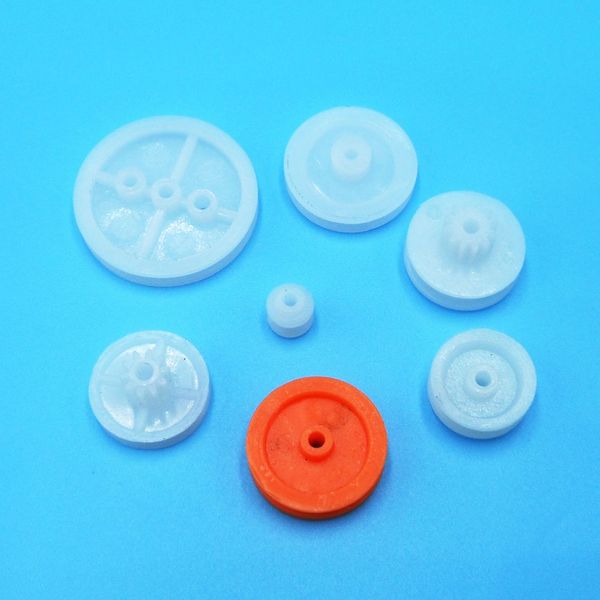 Beispielpreis gemischt 7pcs Riemenscheibe Pack aus Wählen Sie 7 Modelle Plastik für Plastikbeutel DIY Antriebszubehör MIX7