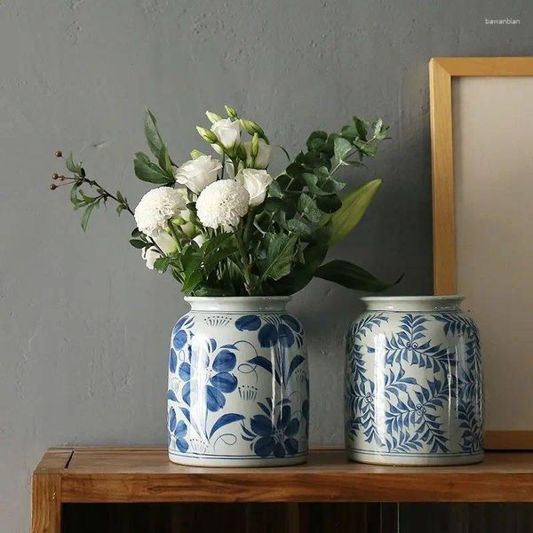Vasos pintados à mão Blue e branco Flor de porcelana Intercalação de estilo chinês Potters Decoração de arranjo Retro