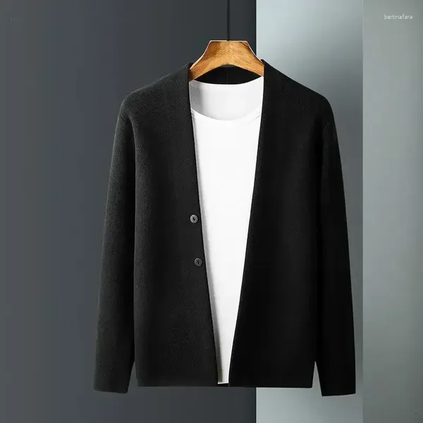 Maglioni maschili maglione maglione maschio cardigan black cappotto abbigliamento da business a colori solidi semplici maglieria inverno 2024 ordine collo in x