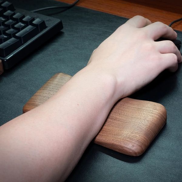 Acessórios Black Walnut Wooden Ergonomic Wrist Rest Suporte à mão Mouse eSports Pad confortável para jogos de games mouse acessórios de teclados