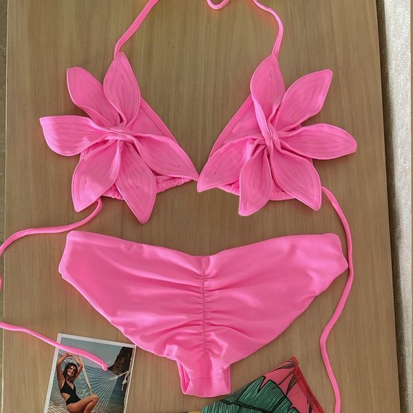 2023 Neues Neckholder-Bikini-Hochbein Badeanzug Badebekleidung Frauen Tiefe Rücken Zwei-teiliger Bikini-Sets Riemchen-Badeanzüge