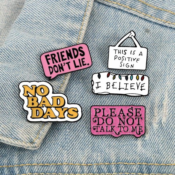 Stranger Things Things Senamel Pins Serie TV Eleven Brioch Friends Don't Lie Badge Shirt Denim Lavana Gift Gioielli Gothic per i fan per favore non parlarmi