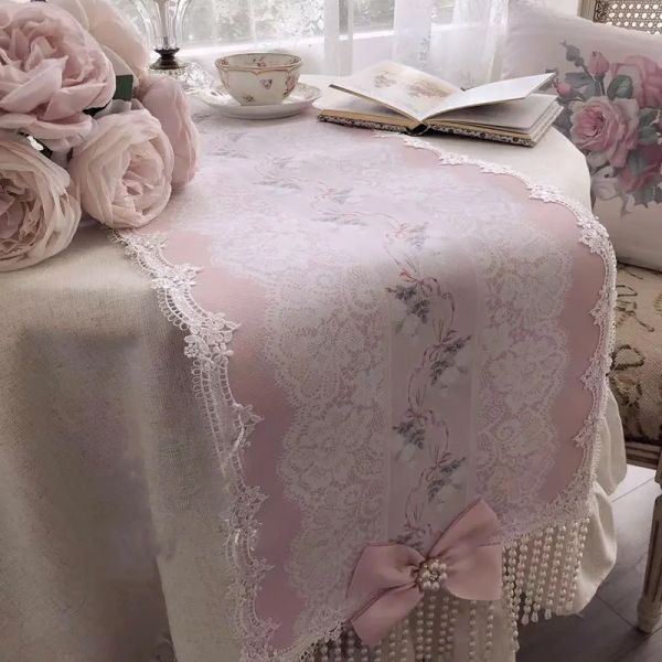 Tavolo in pizzo europeo Runner Pink White Romantic Home decorazioni per la casa Hotel Table Runners French Rose Table Tone