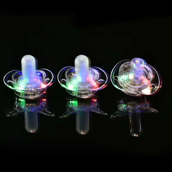 LED rave brinquedo 1pcs Criatividade Luz da luz LED de chupeta Party Rave Light Up Toys Up Toy Plashing LED LED GRANHO DE Colar de Whistle Mample 240410