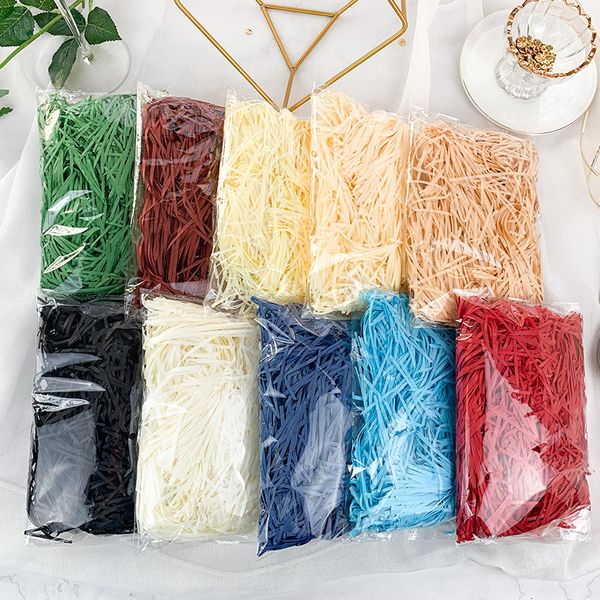 30 bis 200g Raffia kreative Geschenkbox Füllung zerkleinerter Papier Seidenstreifen Polster Papyrus Hochzeit Weihnachtsdekoration Geschenkartikel Vorräte