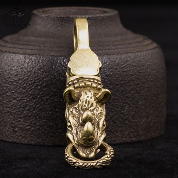 Figurine di rinoceronte di rame vintage piccoli ornamenti ormali retrò catene di chiavi di auto antico