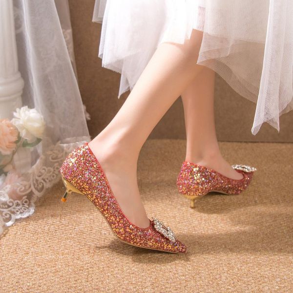 Scarpe da sposa femminile per tutta la partita Nuove eleganti scarpe da sposa cinese con tacco da stile di stile francese di alta qualità