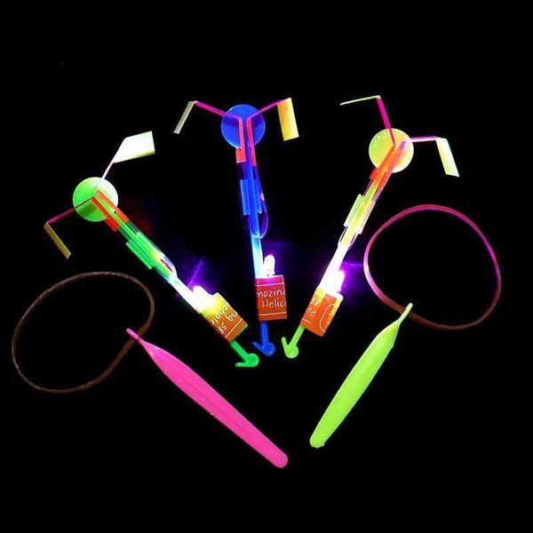 LED Toys Flying Toys 5/10pcs Amazing Light Toy Arrow Rocket Helicopter Party Fun Gift Rubber Band Catapult 240411