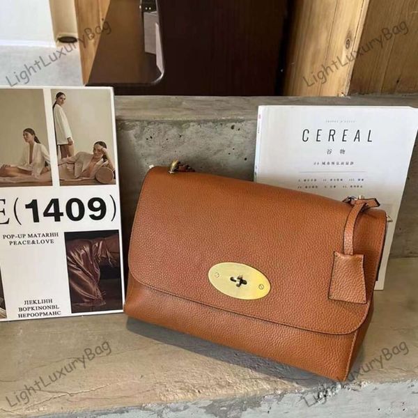 Omuz Çantası Moda Tasarımcısı Premium Yumuşak Deri Kıyafet Crossbody Çanta Gündelik Kadınlar Lychee Baskı Çanta Mandal Toşt Telefon Çantası