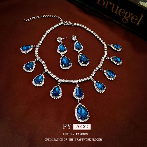 Sier Needle Blue Diamonds Droplet Tassel Light Fashion High Grade Orecchini personalizzati per le donne