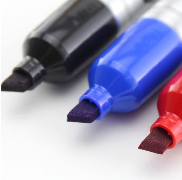 Sharpie Kinggröße Dauermarkierungen 5-8 mm Meißelspitze Schwarz Blau Rot für Arbeiten für industrielle Kunststoff-Holzfolie-Metall Leder