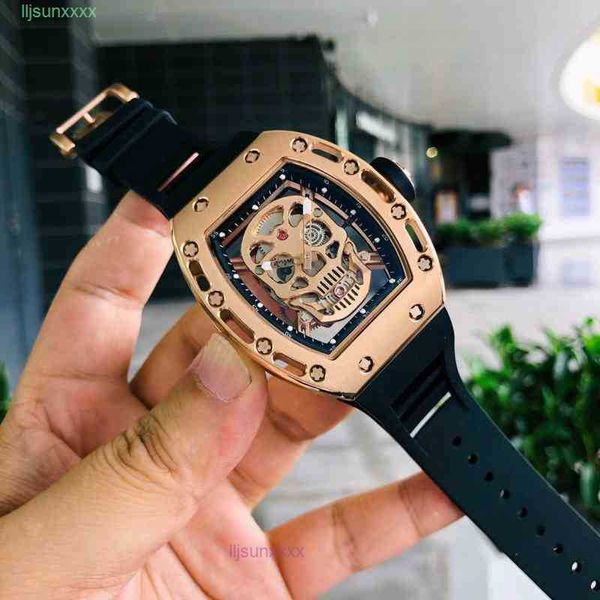 Роскошные мужские часы Richar M Barrel Hollowered Designer Watch Sapphire зеркальный резиновый резиновый ремешок Водостойкий нержавеющая сталь 8KB6