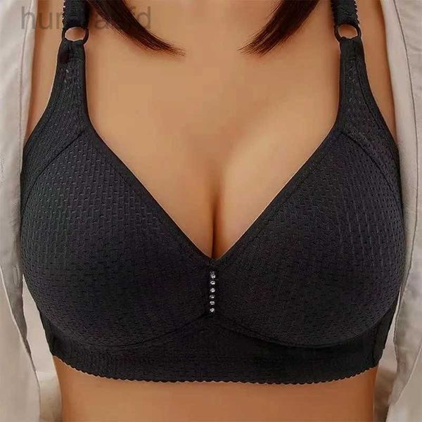 BHs 2024 Sexy Dessous nahtlose BHs für Frauen Ultra-dünn Bralette Wireless weicher atmungsaktivem BH rot schwarz Push Up Brassiere B C Cup 240410