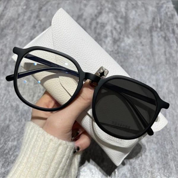 Sonnenbrille Mode großer Rahmen antiblau hellfarbveränderte Gläser quadratischer Brillen UV400 Schutz Sonnenbrille Flat Spiegel Brillen mit Brillen