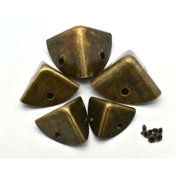 20-35 mm Bronze Vintage Box Ecke Protektor Triangle Metallbox Dekorative Kantenschutzwache Ecke Clip Metall Schmuckschachtel Ecke