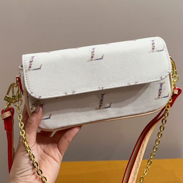 Designer de luxo Mulheres pequenas bolsas de ombro Tote de alta qualidade nova clássica Lady White Flap de couro genuíno Bolsa de moda de alça de ombro francês de dois ombros