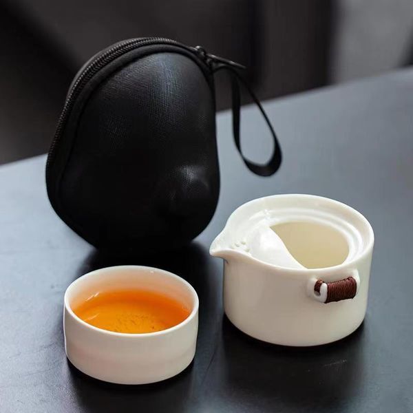 Hochwertiges weißes Knochen -China -Auto -Tee -Set 1 Teekanne 1 Tasse 1 Beutel Keramikkessel Tassen Samovar Tassen und Becher Kessel Gaiwan Shu Puer