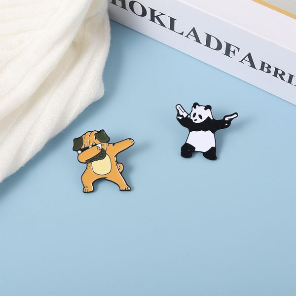 Animali carini cucciolo cucciolo panda smalto cagnolino corgi cool pistol a forma in lega per pin bidage abiti accessori dolci donna gioielli regalo