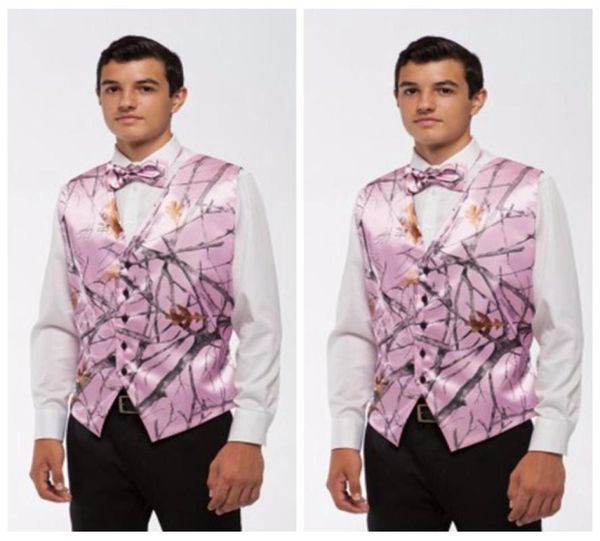 Coletes para homens de camuflagem rosa 2019 com gravata Camuflagem noivo Colete de cetim barato coletes formais de casamento personalizados país Groom9217352