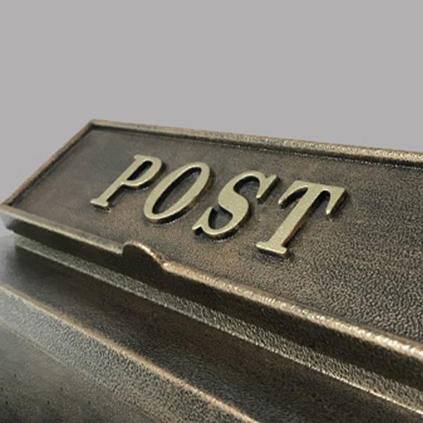 Хорошо окрашенная Wrangler Post Box