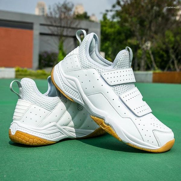 Sıradan Ayakkabı Eğitimi Tenis Kadın Kaliteli Ayakkabı Erkekler İçin Boyut 36-46 Lüks Badminton Çiftler Voleybol Spor Ayakkabı