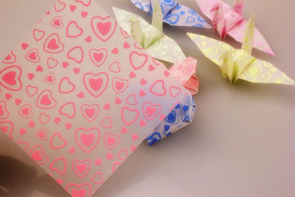 9*9см 10pcs/lot glow в темной оригами бумаге складывание светящейся бумаги Сердце Сердце DIY Diy Decr Card Lover Wedding Wedding