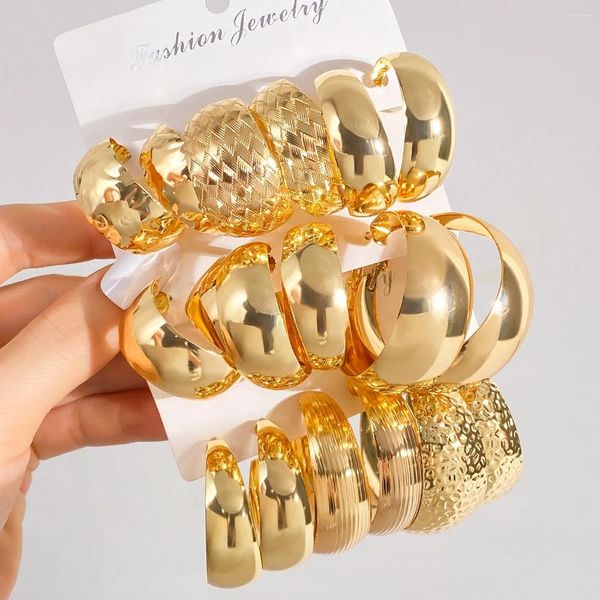 Hoop Ohrringe Klassische Goldfarbe Big Circle für Frauen Geometrisches Muster übertrieben Set Modeschmuck Geschenke