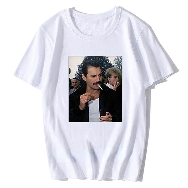 Masculino vestuário Freddie Mercury Smoking Tshirt Rock Band Queen Singer Punk Tops de Sleev Sleev Unissex Hipster Tee Retro Tir.