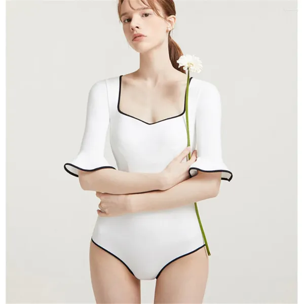 Da bagno da bagno manica corta a manica da bagno da bagno da nuoto Solido volant bianco Monokini Stubito da bagno Vintage Push Up Pad Trikini Korea Style