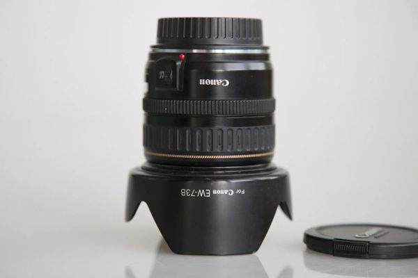 Aksesuarlar Canon EF 2485mm f/3.54.5 USM Canon SLR kameralar için standart zoom lens