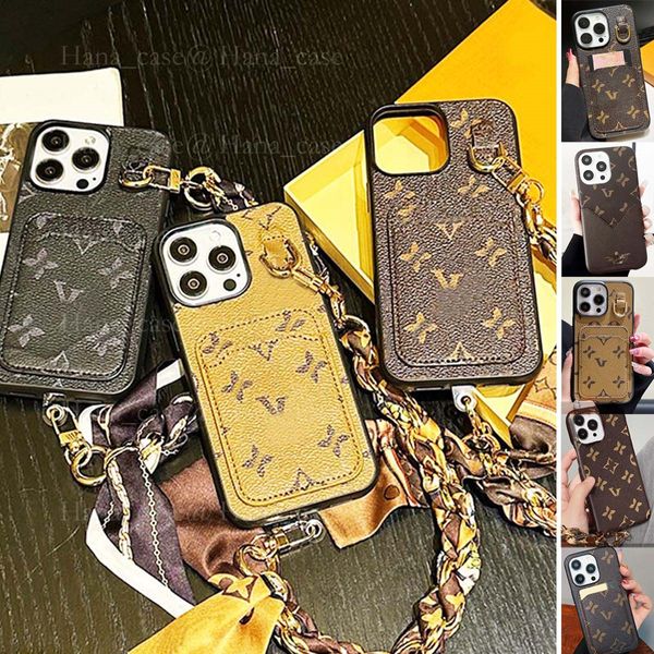 Custodia per iPhone di lusso per iPhone 15 14 Pro Max Leather con catena, portafoglio telefonico Designer Wallet 15 14 13 Pro per donne uomini Eccellente copertina di shock con supporto per carta