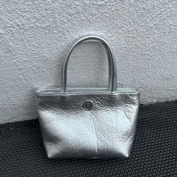 Duffel çantalar solmuş moda blog yazarı retro patent deri lychee tahıl üst katman inek derisi el eleme elçi çantası mini tote kadın