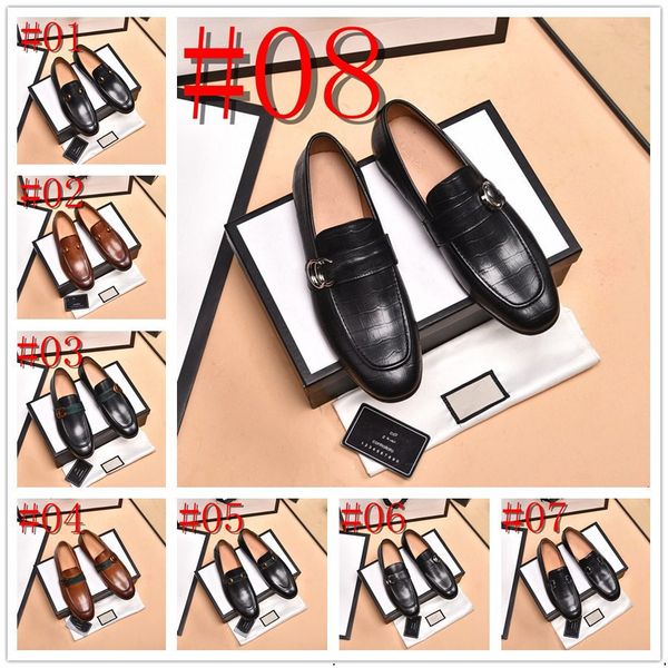 40Model Luxury Handmade Men's Designer Dress Shoes Cow Couro genuíno deslize no dedo do pé Oxfords Black Coffee Office Career Sapatos formais para homens tamanho 38-46