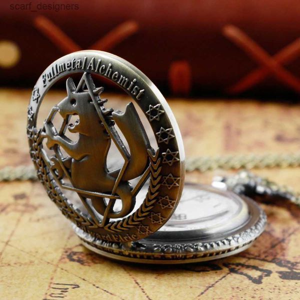 Pocket Watches Klassische Alchemist Hollow Relief Halskette Quarz Pocket Retro Men FOB Kette Clock Childrens Bestes Geschenk Y240410