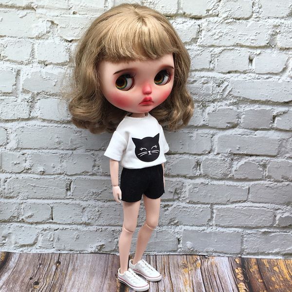 Nova chegada, roupas de boneca Blyth Camiseta branca e short preto para Blythe Barbie Ob22 OB24 Azone Dolls Acessórios