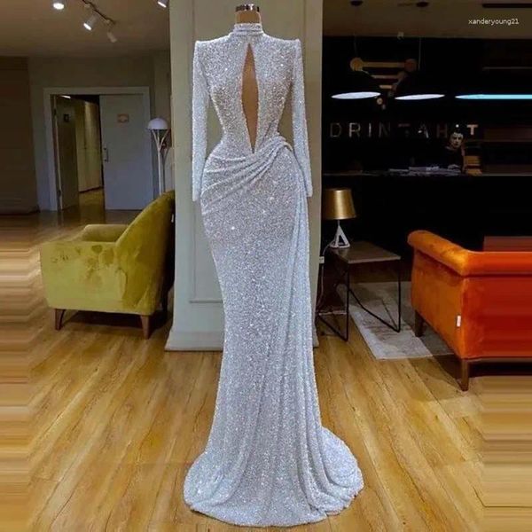 Partykleider sexy tiefe V-Ausschnitt-Abschlussballkleid Langteife Falten Kapelle Zug besonderer Anlass Kleid formelle Abend Elegante Frauen