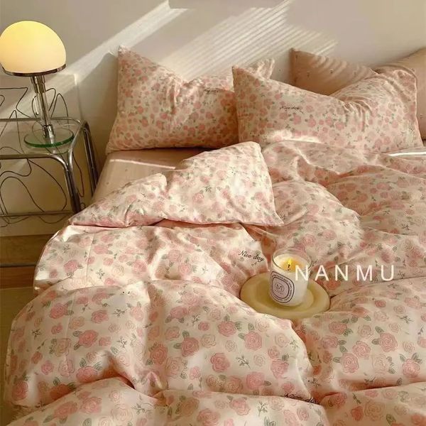 INS Gentle Pink Rose Letting Set per ragazze Donne Donne Morda Foglio da letto Set di cuscini Single Twin Full 200x230 cm Copertina del piumone kawaii 240329